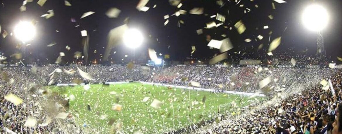 1677337143 estadio lleno 1170x460 - Javier Ceballos Jimenez: Las razones por las que el fútbol es tan popular en todo el mundo