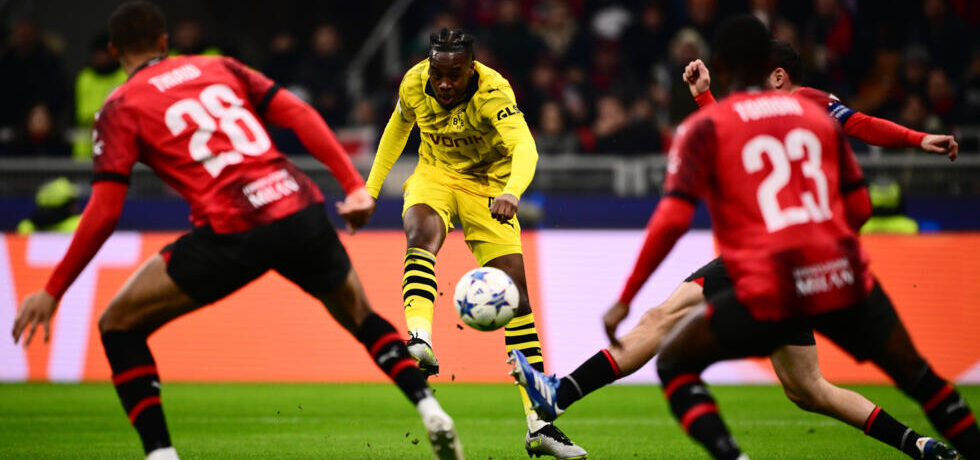 bynoe gittens milan dortmund 980x460 - Javier Ceballos Jimenez: El Dortmund se lleva de Milán el pase a octavos