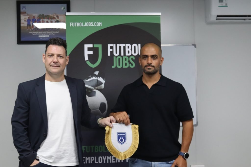 1729320869 49 FutbolJobs prosigue su expansion internacional con la visita a Arabia - FutbolJobs prosigue su expansión internacional con la visita a Arabia Saudí