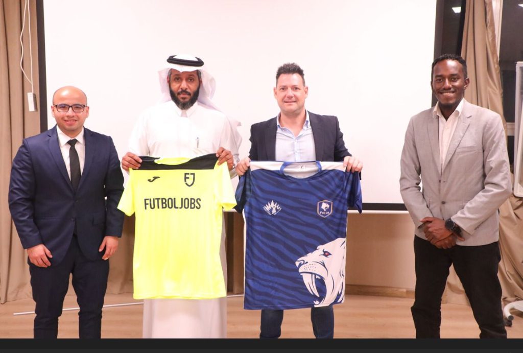 1729409267 279 FutbolJobs estrecha lazos con la Academia saudi Force Football Academy - FutbolJobs estrecha lazos con la Academia saudí, Force Football Academy